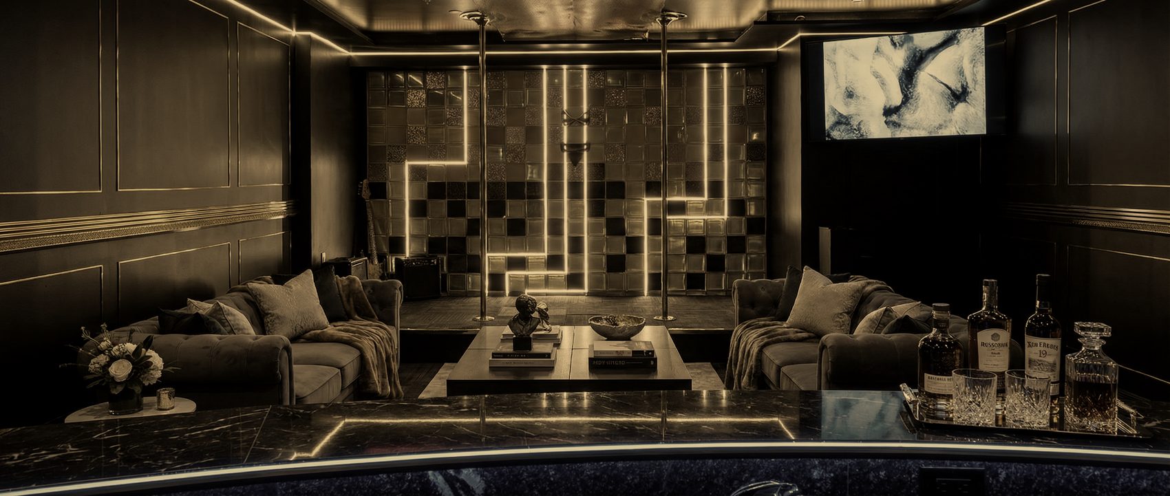 Room with lined wall panels at The Black Garter
